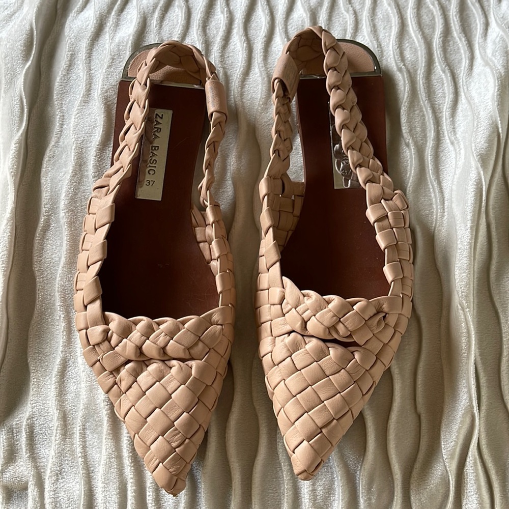 Zara flats